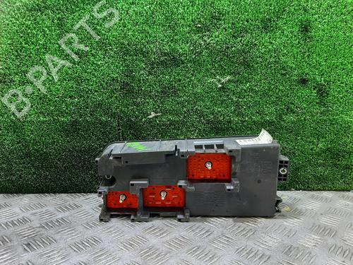 Sikringsdose OPEL SIGNUM Hatchback (Z03) 2.2 direct (F48) (155 hp) 27199174