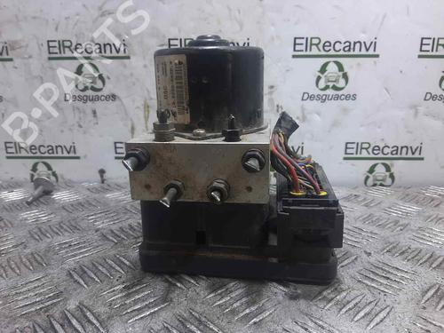 Used ABS pump BMW 3 Touring (E46) 318 i (143 hp) 13646824