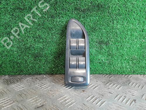 Pulsantiera anteriore sinistra RENAULT LAGUNA II (BG0/1_) [2001-2007]  25819910