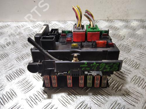 Used Fuse box Fuse box CITROËN XSARA Coupe (N0) 1.6 16V (109 hp) 33833764 33833764