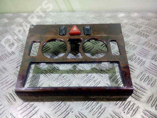 Used Warning switch MERCEDES-BENZ C-CLASS (W202) C 180 (202.018) (122 hp) 5768572