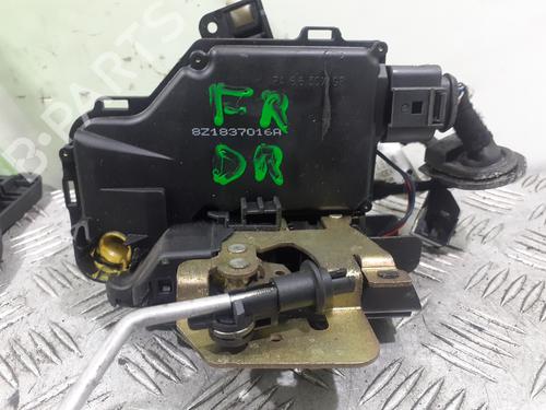 Høyre foran lås AUDI A2 (8Z0) 1.4 (75 hp) 11225016