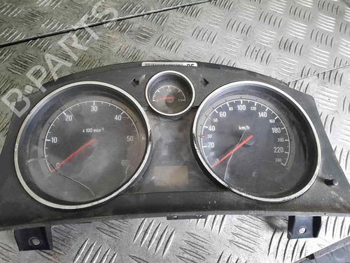 Used Instrument cluster OPEL ZAFIRA / ZAFIRA FAMILY B (A05) [2005-2019]  21536898