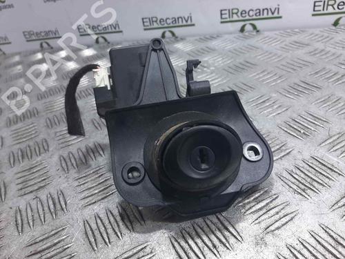 Used Tailgate handle CITROËN SAXO (S0, S1) 1.4 VTS (75 hp) 6998962