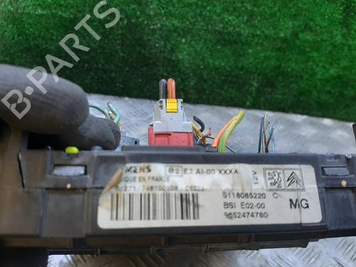 Fuse box PEUGEOT 206 Hatchback (2A/C) 2.0 HDI 90 | BP27207130E1