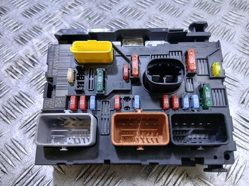 fuse-box-peugeot-207-sw-wk_-2007-2008-2009-2010-2011-2012-2013-31709328 main image