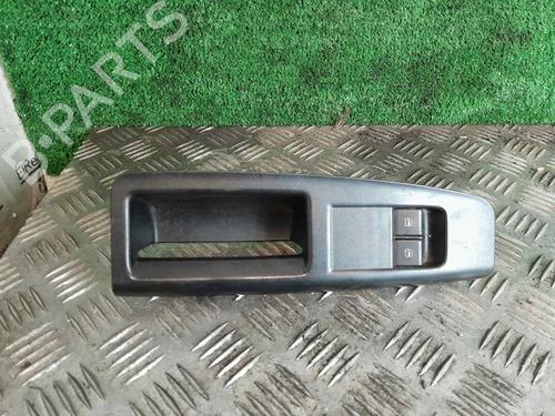 Used Left front window switch VW POLO IV (9N_, 9A_) 1.4 16V (75 hp) 29026424
