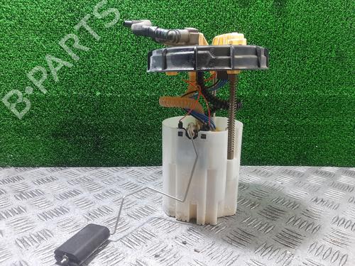 Used Fuel pump RENAULT TRAFIC III Van (FG_) [2014-2025]  21537120