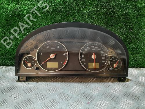 Used Instrument cluster FORD MONDEO III Saloon (B4Y) 2.0 TDCi (130 hp) 25774555