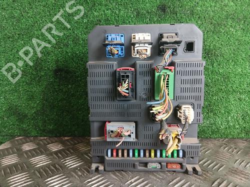 Used Fuse box Fuse box PEUGEOT 207 CC (WD_) 1.6 16V (120 hp) 33268019 33268019