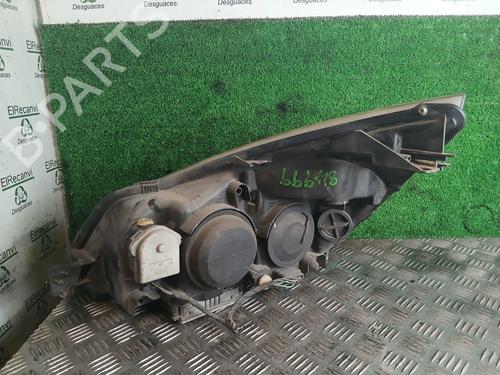 Right headlight RENAULT ESPACE IV (JK0/1_) 2.2 dCi (JK0H) | BP31947065C29