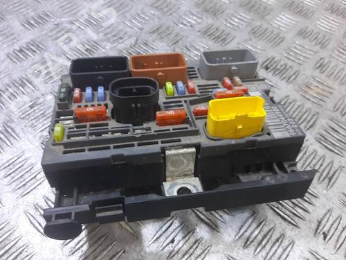 Fuse box CITROËN C5 III (RD_) 1.6 HDi 110 (RD9HL0, RD9HR8, RD9HRA) | BP38723312E1 - Image 2