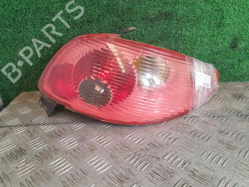 Rückleuchte Rechts für PEUGEOT 206 Hatchback (2A/C) 2.0 HDI 90 (90 hp) 26012523