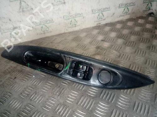 Fensterheberschalter links vorne für HYUNDAI H-1 Van (A1) [1997-2008]  4530058