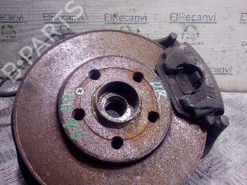 Used Right front steering knuckle Right front steering knuckle CITROËN C4 Picasso I MPV (UD_) [2006-2015] 4527453 4527453