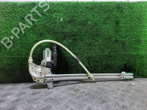 Lève-vitre arrière droit RENAULT LAGUNA II (BG0/1_) 2.0 16V (BG00, BG0K, BG0P, BG0W) (135 hp) 28326474