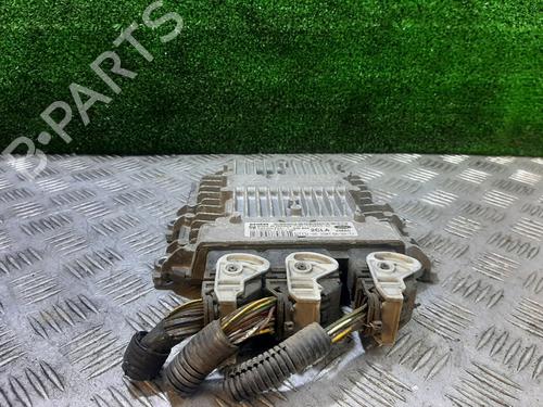 Used Engine control unit (ECU) FORD FIESTA V (JH_, JD_) 1.4 TDCi (68 hp) 25608796