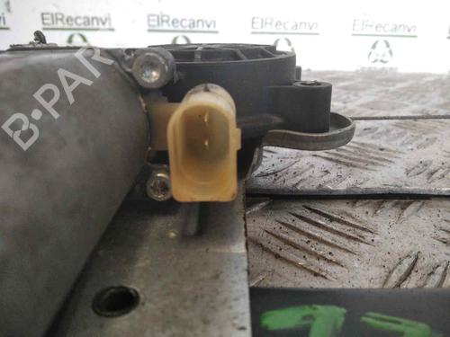 Lève-vitre arrière gauche VOLVO XC90 I (275) 2.5 T AWD | BP14833995C24