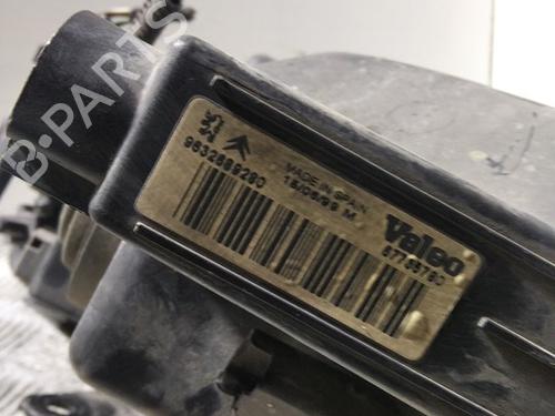 Right headlight PEUGEOT 206 Hatchback (2A/C) 1.4 LPG | BP30627485C29