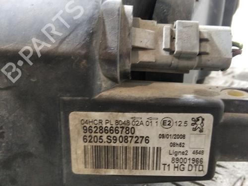 Venstre forlygte PEUGEOT 206 Hatchback (2A/C) | BP30616088C28