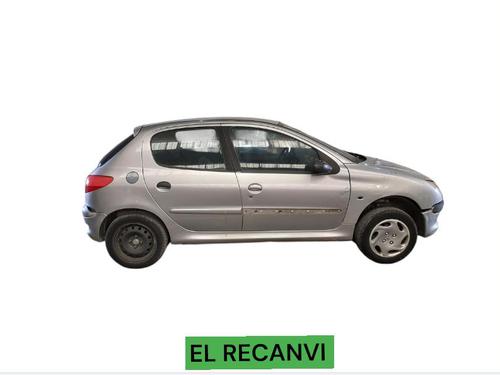 Højre baglygte PEUGEOT 206 Hatchback (2A/C) 1.4 LPG | BP27616965C35 