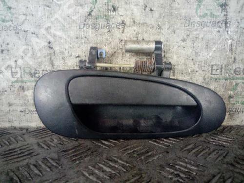 Høyre foran utvendig håndtak HONDA CIVIC VII Hatchback (EU, EP, EV) 1.6 i (EP2, EU8, EU6) (110 hp) 5627789