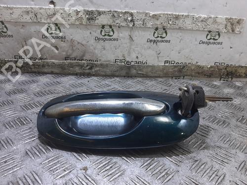 Venstre foran utvendig håndtak KIA CARNIVAL II (GQ) 2.9 CRDi (144 hp) 28817691