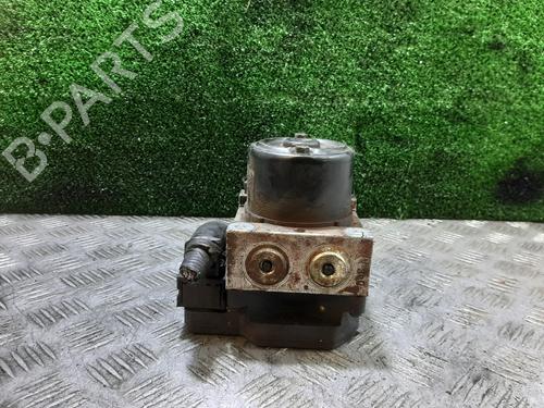 Used ABS pump KIA CARENS I MPV (FC, FJ) 2.0 CRDi (113 hp) 28321263