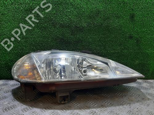 Used Right headlight RENAULT MEGANE I Coach (DA0/1_) 1.6 16V (DA0B, DA04, DA11) (107 hp) 26576475