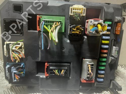 Used Fuse box Fuse box CITROËN C3 I (FC_, FN_) 1.1 i (60 hp) 33295340 33295340