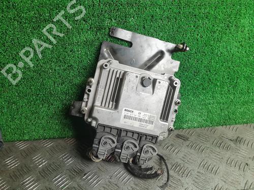 engine-control-unit-ecu-renault-scenic-ii-jm01_-2003-2004-2005-2006-2007-2008-2009-2010-31803831 main image