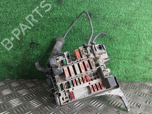 Used Fuse box Fuse box CITROËN XSARA (N1) 1.6 16V (109 hp) 33267989 33267989