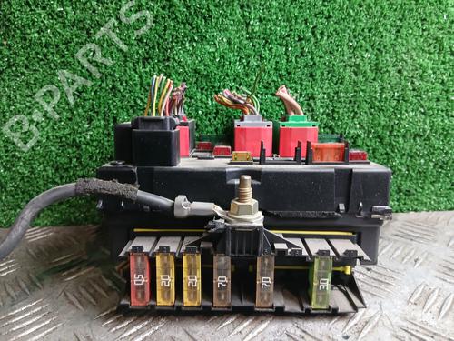 Used Fuse box PEUGEOT 206 Hatchback (2A/C) 1.4 LPG (75 hp) 32251892