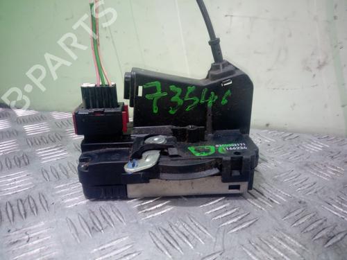 Used Front right lock NISSAN PRIMASTAR Van (X83) 2.0 dCi 115 (114 hp) 10286550