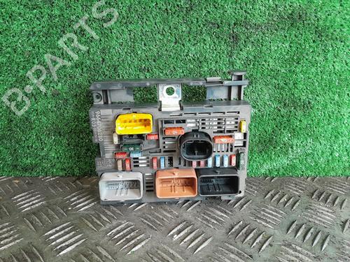 Caixa de fusíveis PEUGEOT 308 SW I (4E_, 4H_) [2007-2014]  31307676