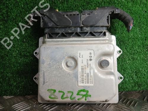 Used Engine control unit (ECU) OPEL COMBO Box Body/MPV (X12) 1.3 CDTI (B05) (90 hp) 32317927