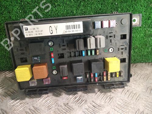 fuse-box-opel-astra-h-a04-2004-2005-2006-2007-2008-2009-2010-2011-2012-2013-2014-26123165 main image