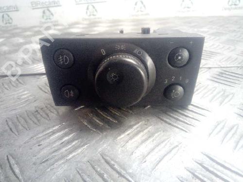 Used Headlight switch OPEL VECTRA C Estate (Z02) 2.2 DTI (F35) (125 hp) 4831008