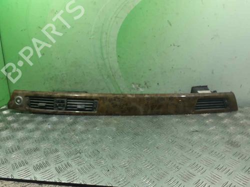 Used Air vent BMW 3 (E90) 318 d (122 hp) 11955733