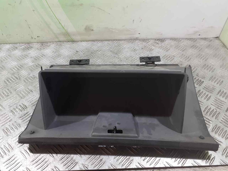 Glove box HYUNDAI GETZ (TB) 1.1 7198489 BParts