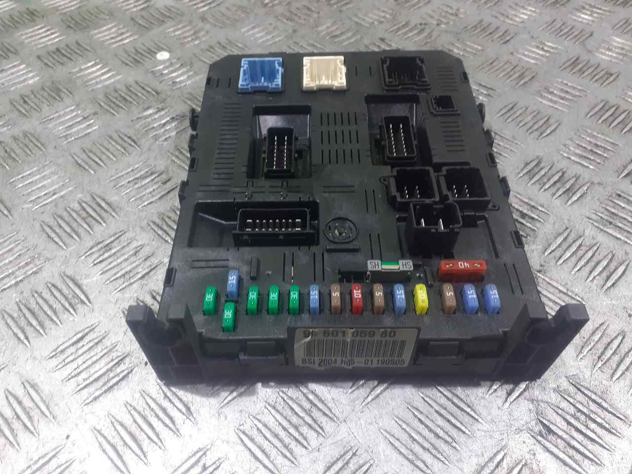 Fuse box CITROËN C4 Coupe (LA_) 11691741 BParts