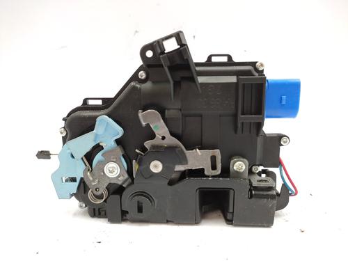 Rear left lock VW JETTA III (1K2) 2.0 TDI 16V | BP22782168C100 