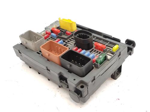 Used Fuse box Fuse box 36645434 36645434