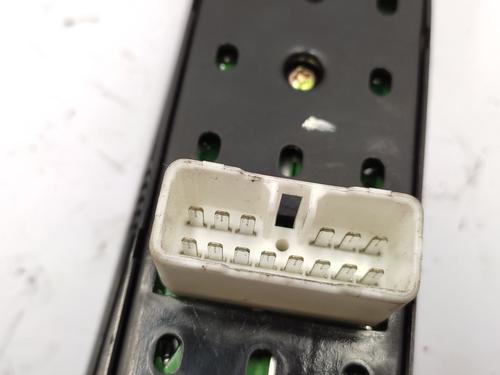 Left front window switch HYUNDAI MATRIX (FC) 1.5 CRDi | BP32238392I27
