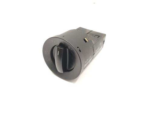 Headlight switch VW POLO IV (9N_, 9A_)  | BP21160523I24 
