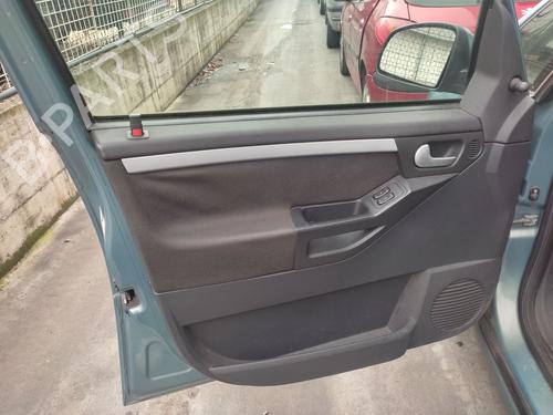 Right front door OPEL MERIVA A MPV (X03) 1.7 CDTI (E75) | BP27327000C3 