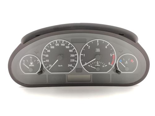 Used Instrument cluster BMW 3 (E46) 320 d (150 hp) 28608422