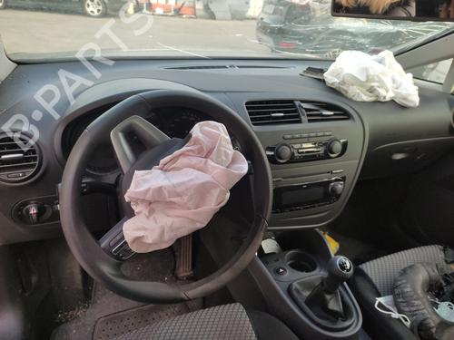 Left front suspension arm SEAT LEON (1P1)  | BP21157585M12 