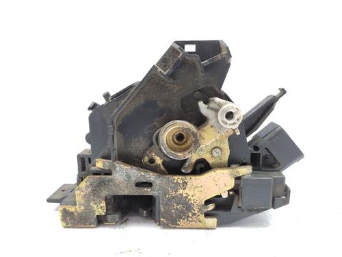 Front left lock FORD FOCUS I (DAW, DBW) 1.6 16V | BP30186983C98