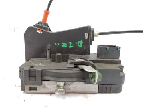 Serrure avant gauche OPEL CORSA C (X01) 1.2 Twinport (F08, F68) (80 hp) 30197018